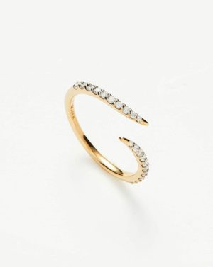 Fine Open Claw Ring Rings