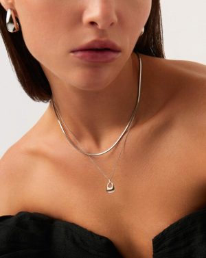 Lucy Williams Short Square Snake Chain Necklace Chain Necklaces