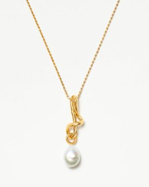 Molten Pearl Drop Pendant Necklace Coin & Pendant Necklaces